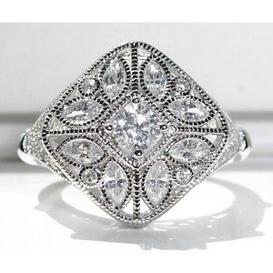 925 STERLING SILVER Antique Style Blooming Flower Cubic Zirconia Ring